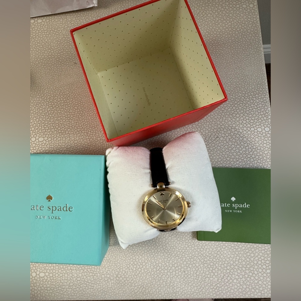 Kate spade watch - Picture 3 of 4